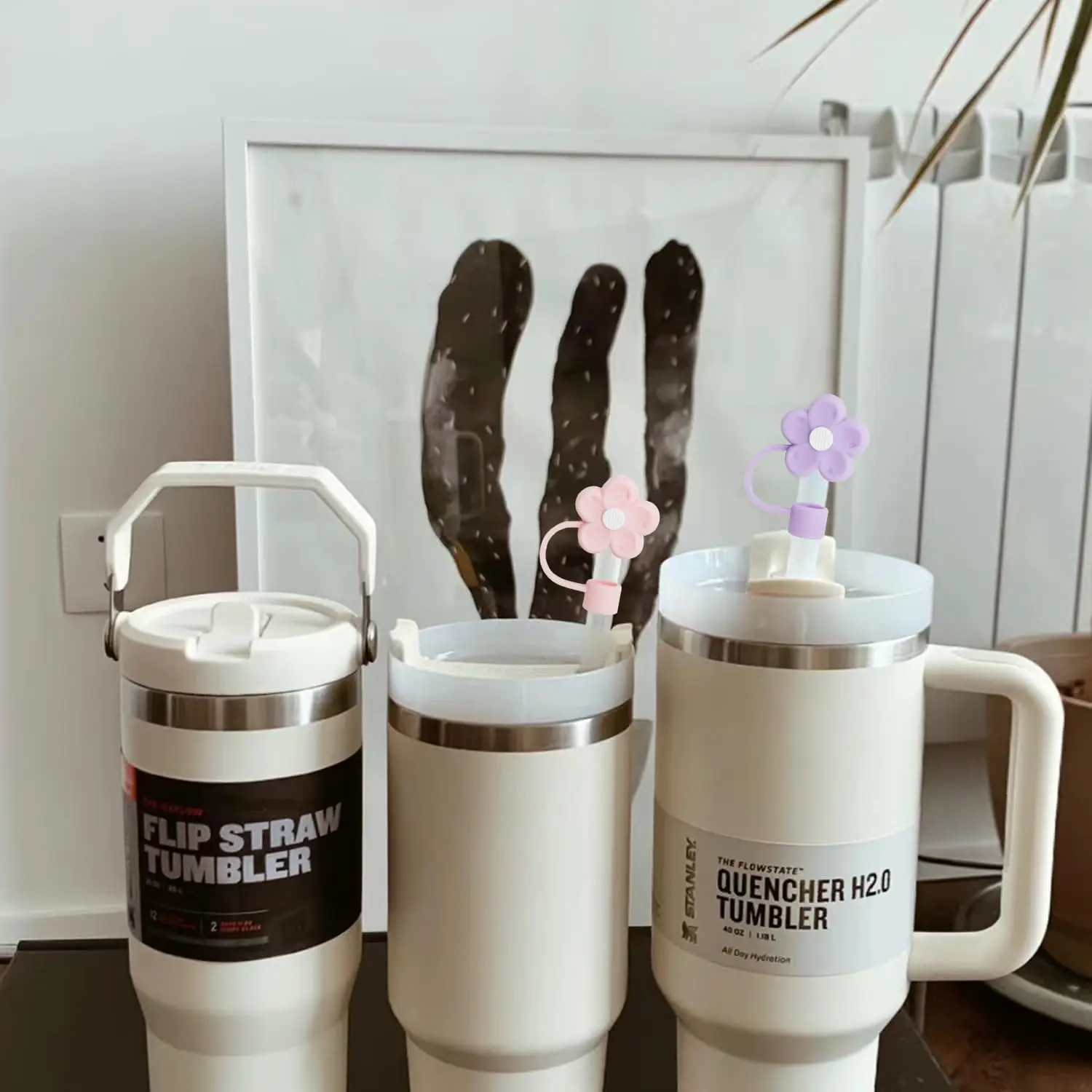 Straw Covers Straw Cover for Stanley Cup Cute Straw Topper Compatible with 30&40Oz Tumbler with Handle 10mm/0.4in Silicone Flower Cover