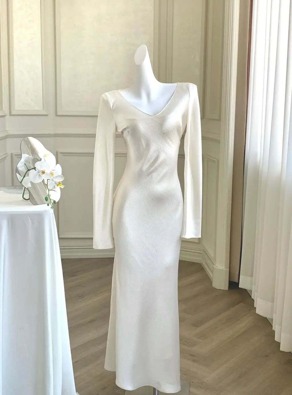 Vestidos largos de satén de otoño para mujer, vestido de fiesta de noche para boda, vestido de graduación, vestido de sirena de una pieza con cuello en V y mangas largas