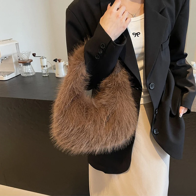 Solid Color Faux Fur Bag for Women Winter Soft Plush Handbags Ladies Small Elegant Tote Bags Fashion Trend Female Furry Purse