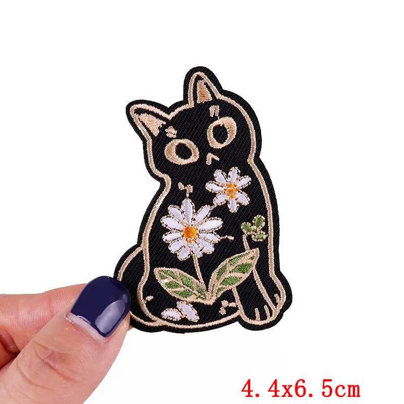 Cute Cat Embroidered Patches For Clothing Thermoadhesive Patches On Kids Clothes Applique DIY Cartoon Badges Animal Stickers