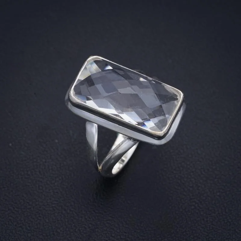 

Серебряное кольцо с белым топазом ручной работы StarGems 7,5 F2949