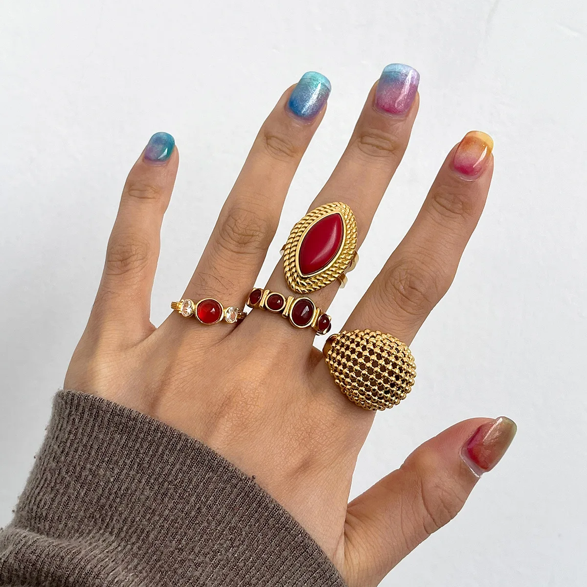Elegant Red Agate Statement Ring in 18k Gold-Plated Stainless Steel
