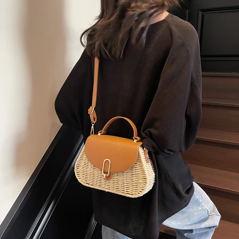Straw Beach Bag Flap Summer Shoulder Bag Handmade Clutch Purse Top Handle Purse for Women