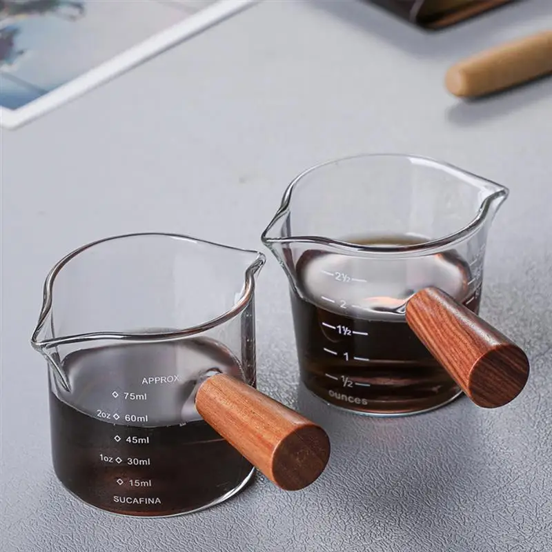 

Glass Multi-Functional Espresso Measuring Cup With Wooden Handle Double Spouts Clear Coffee Shot Glass Heat Resistant Milk Jug