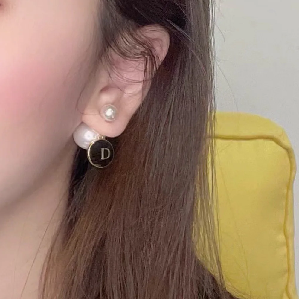 Luxury Earrings 2024 New Fashion Jewelry Correct Letter Design Classic Women's Jewelry High Quality Earrings Wedding Gift