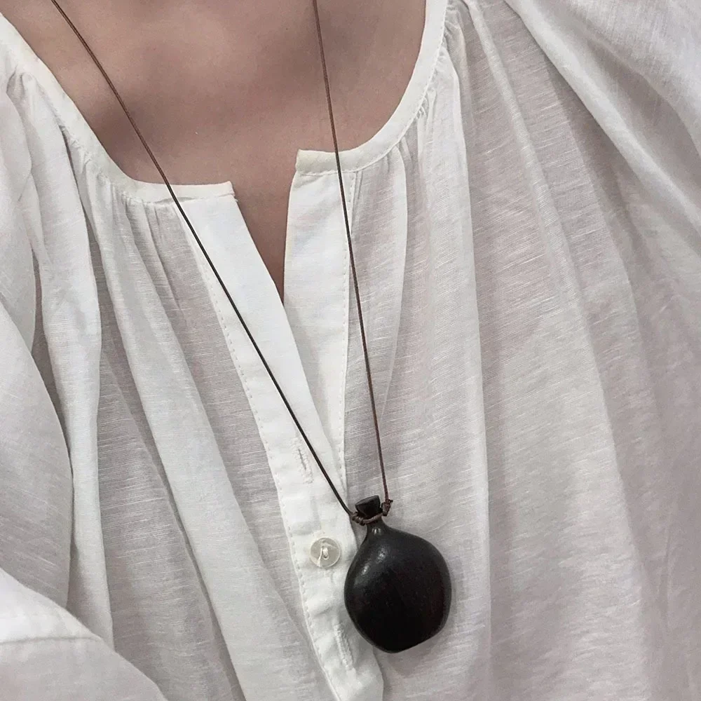 Wood Pendant Necklaces for Women