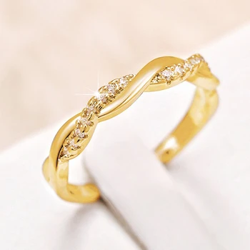 Huitan Twist CZ Ring – Women’s Wedding & Engagement