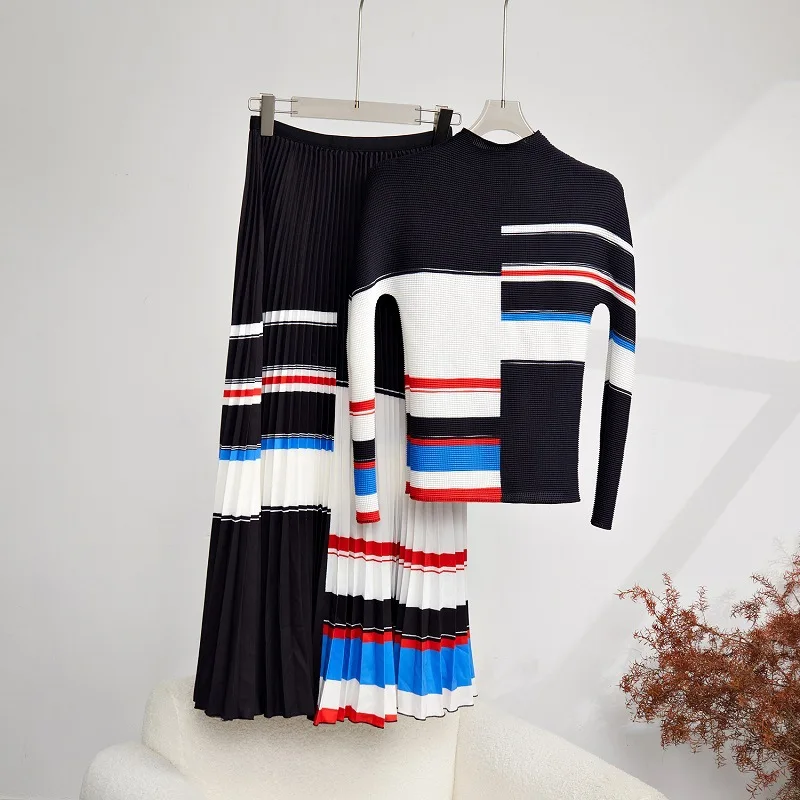 Spring Runway Fashion Pleated Stripe Print Two Piece Set Women Long Sleeve Colorblock Stretch Top+Long Skirt Suit Female Outfits kbq colorblock printing playsuits for women v neck flare sleeve high waist tunic pleated vintage playsuit female clothing new