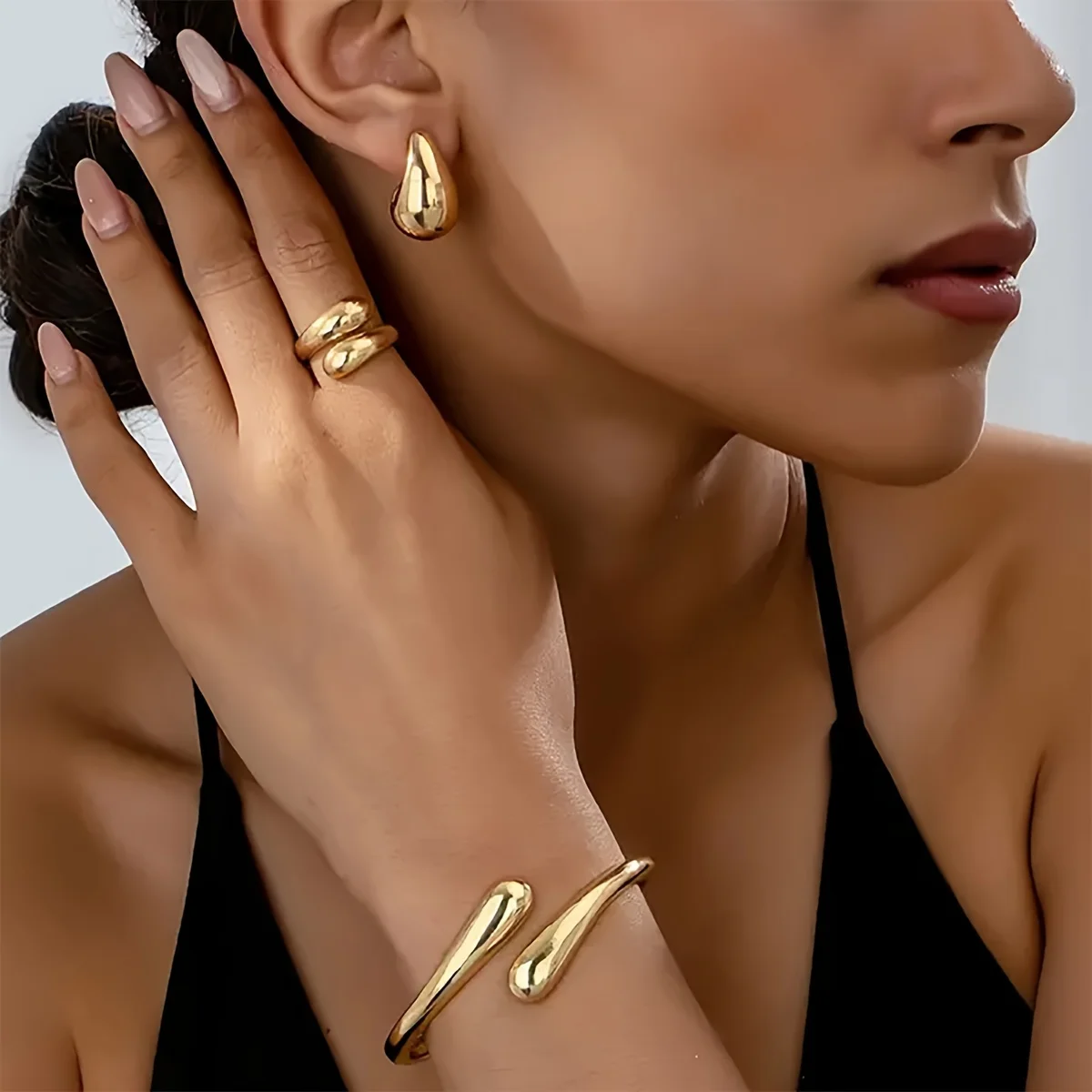 Punk Water Drop Shaped Open Spring Bracelet Women's Fashion Smooth Water Drop Ring Earring Bangle Set Jewelry