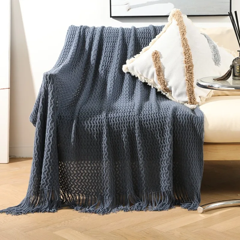 Casual blanket multi-functional decorative wool cashmere blanket at the end of the bed for hotels B&Bs guesthouses or travelling