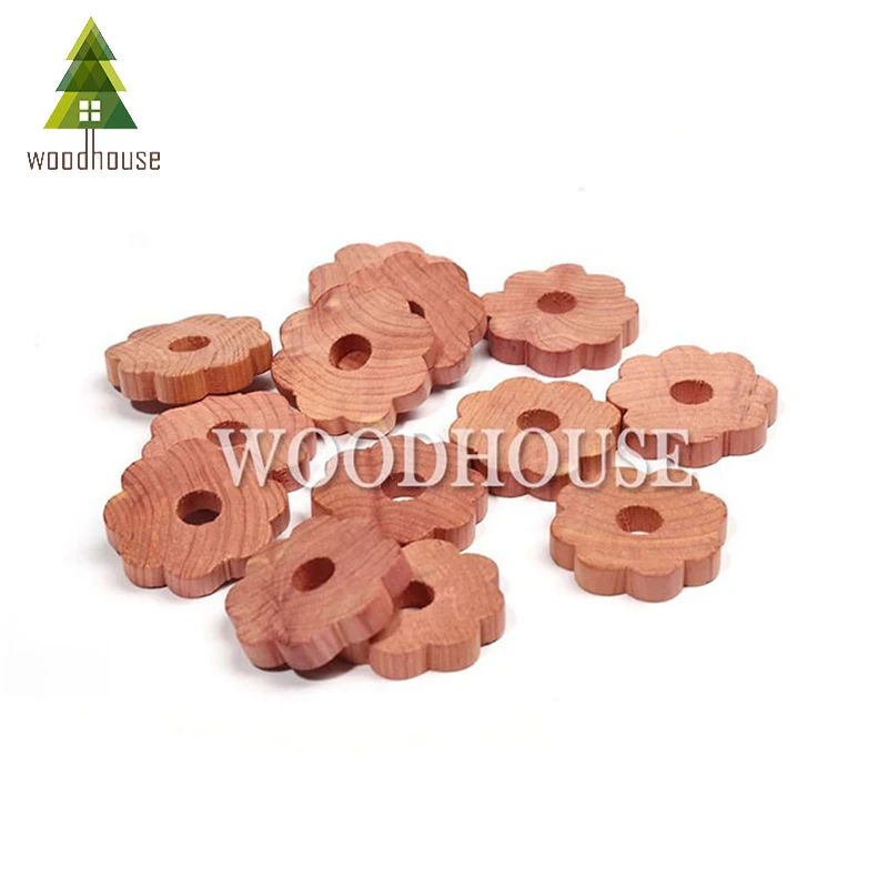 Cedar Blocks for Clothes Storage 10 Cedar Wood Flowers Rings with Light Fragrance Odor Protection for clothes Closets