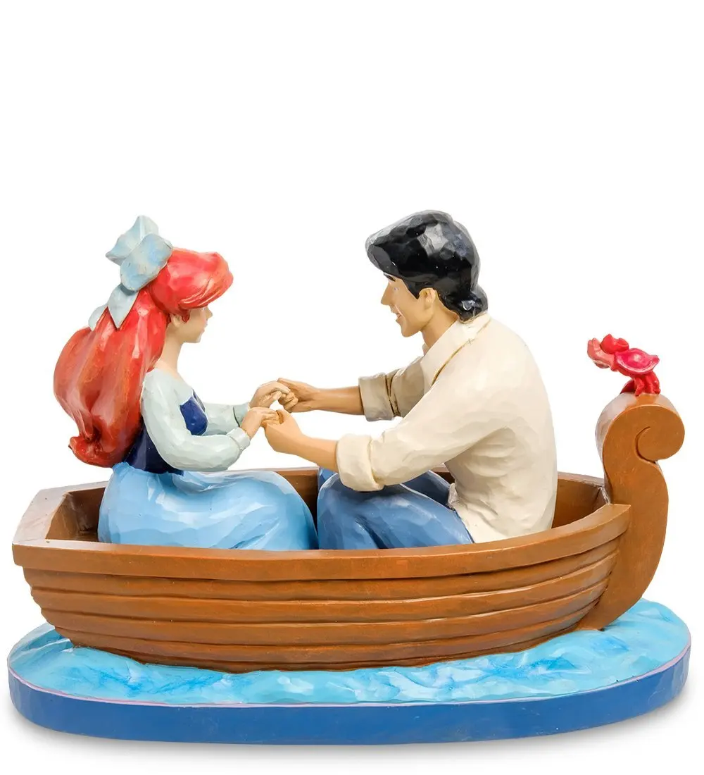 ariel-and-eric-kiss