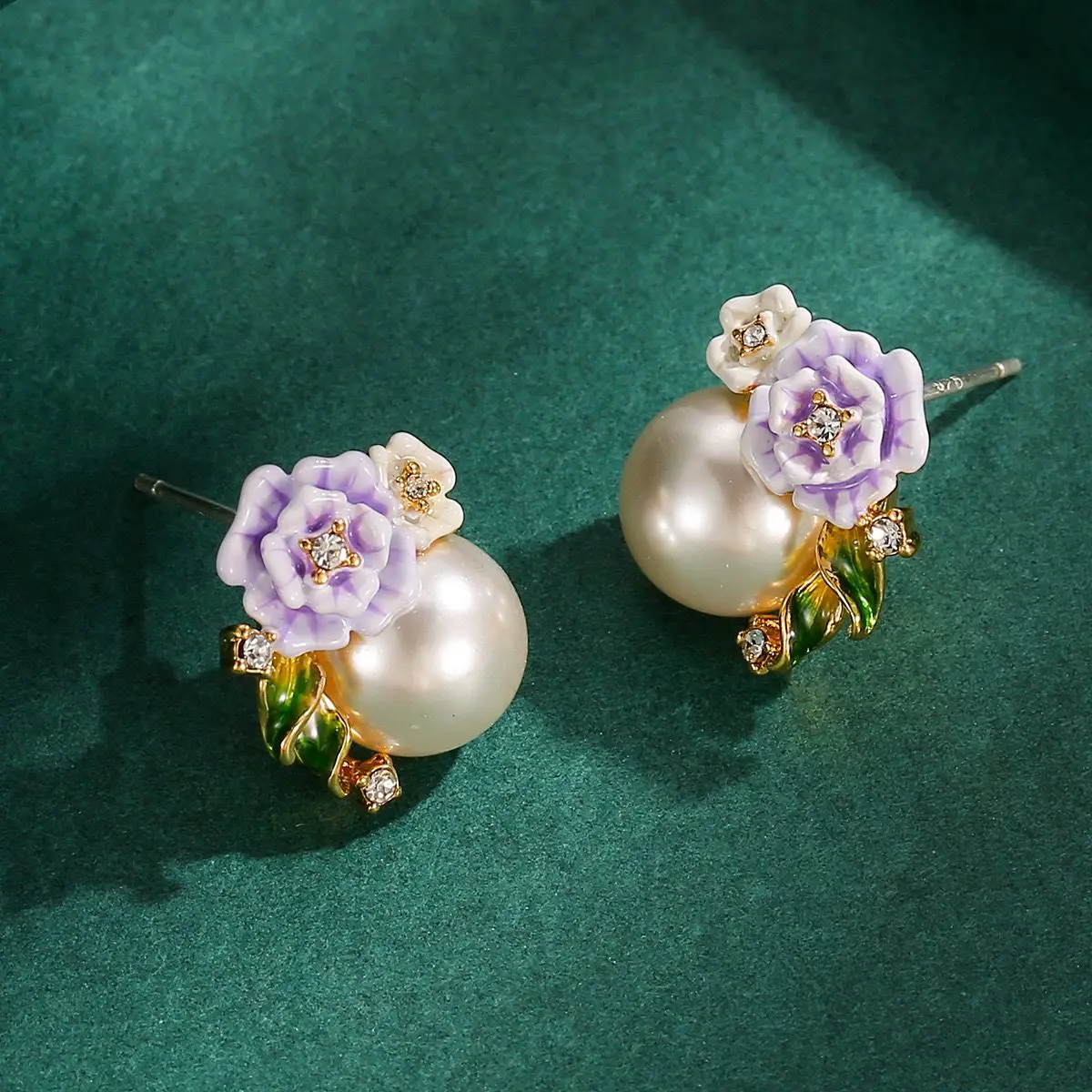 

2024 New rose earrings 925 silver needle anti-allergy earrings Hand enamel craft purple flower earrings