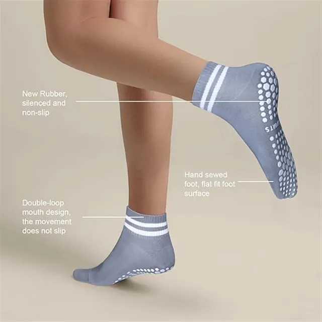 Women’s Non-Slip Grip Socks 3
