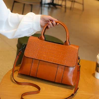 Sac à bandoulière en cuir véritable de vache pour femmes, sacs à bandoulière de luxe de styliste pour dames, sac à main rétro décontracté de grande capacité 1