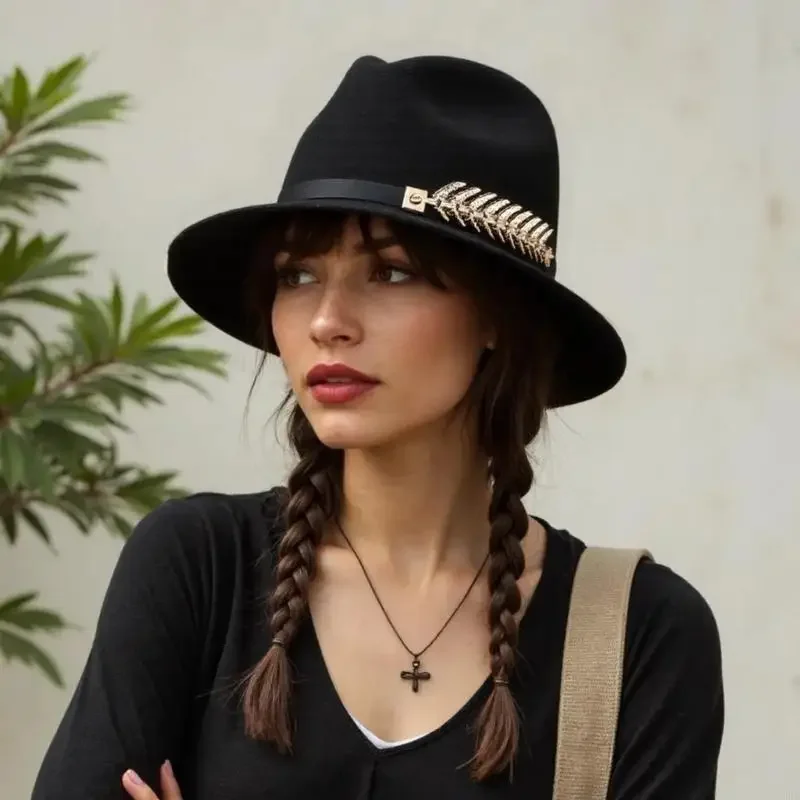 Big brim leaves, Humboldt hat Panama hat, western headdress