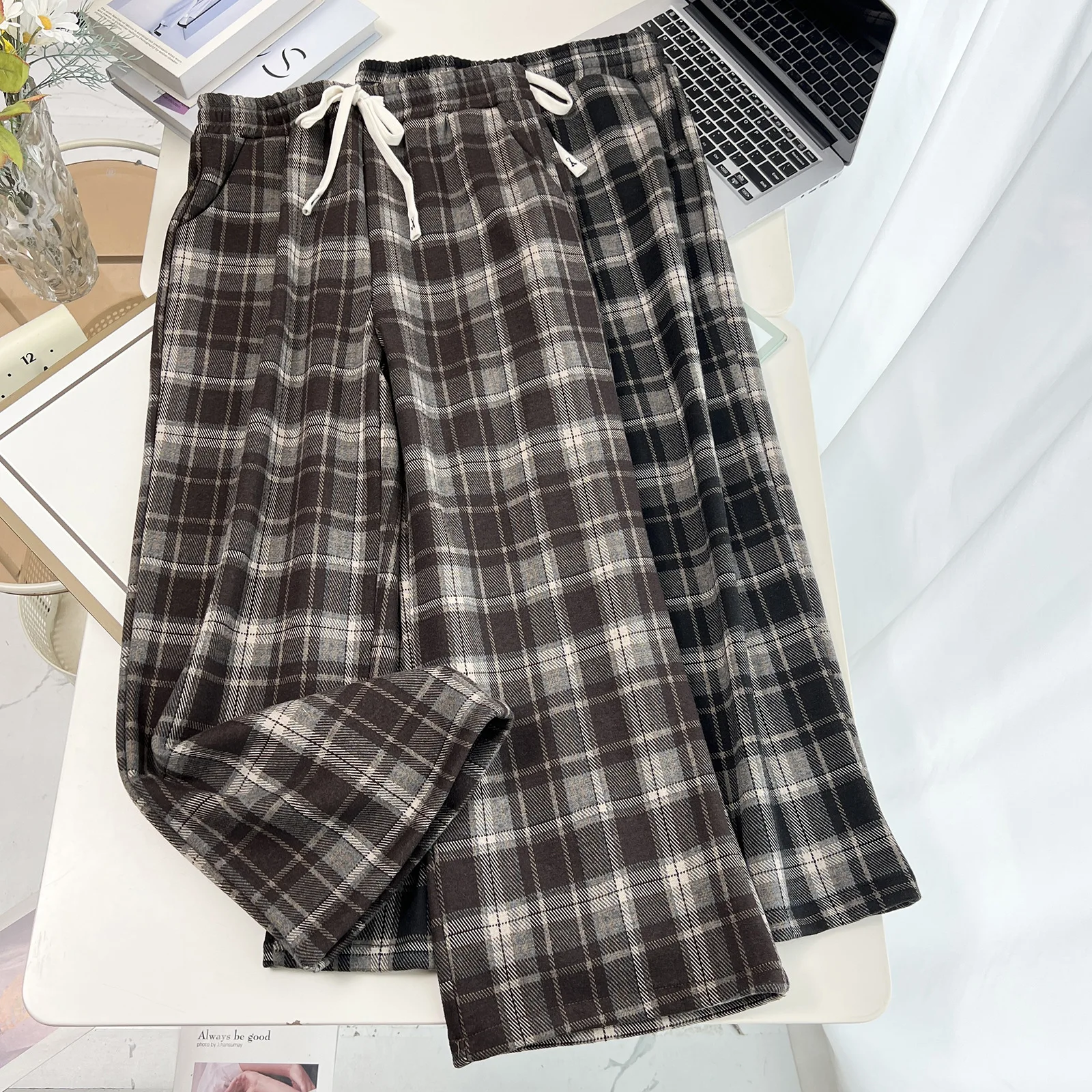 XXXXL Fashion Plus Size Women's Straight Leg Pants 2025 Winter New Classic Tweed Plaid Casual Fleece Woolen Trousers 8599