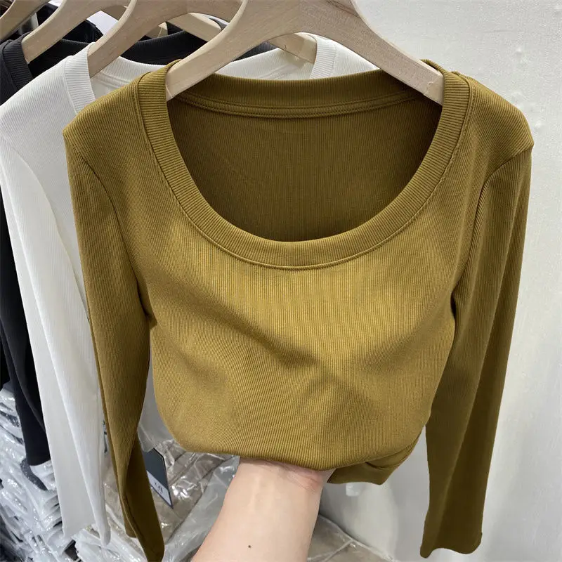 thumbnail image 1 of Camisetas de estilo europeo y americano de nuevo diseño 2022, camisetas de mujer de moda ajustadas, camisetas casuales de color sólido con cuello redondo y ajustadas, 1 of 5