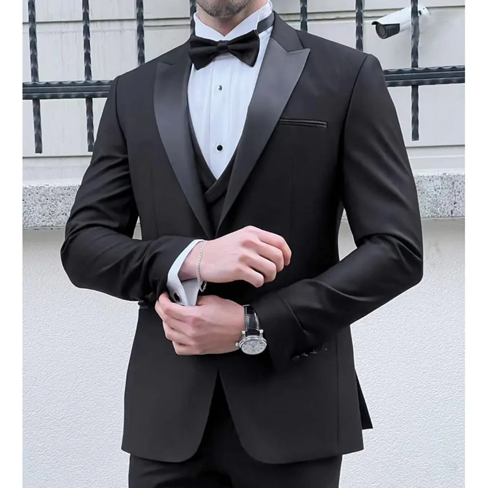 New Wedding Men Black Satin Peaked Lapel Suits Business Casual Formal Costume Homme Slim Fit 3 Pcs Set Jacket Vest Pants