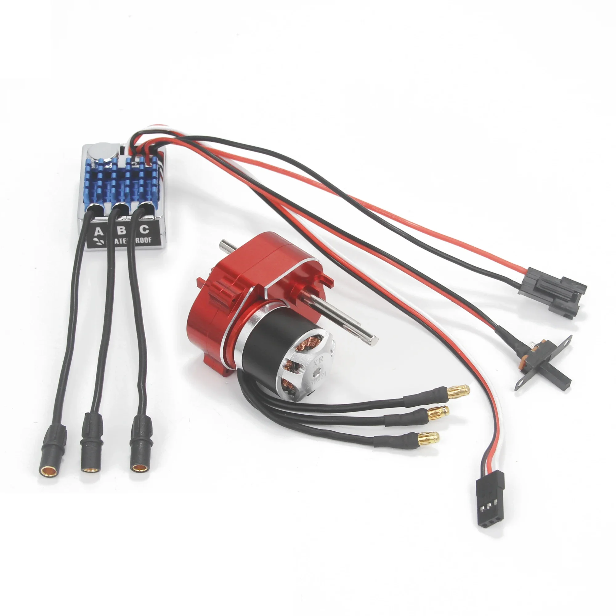Détail du moteur brushless et de la boîte de vitesses du Combo R, performances et fiabilité.