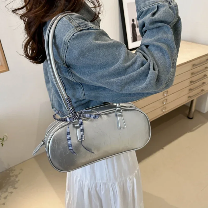 Large Capacity Silver Bag Women Portable Pillow Bag All-Match Shoulder Underarm Bag Women's Handbag Casual Boston Commuting Bags