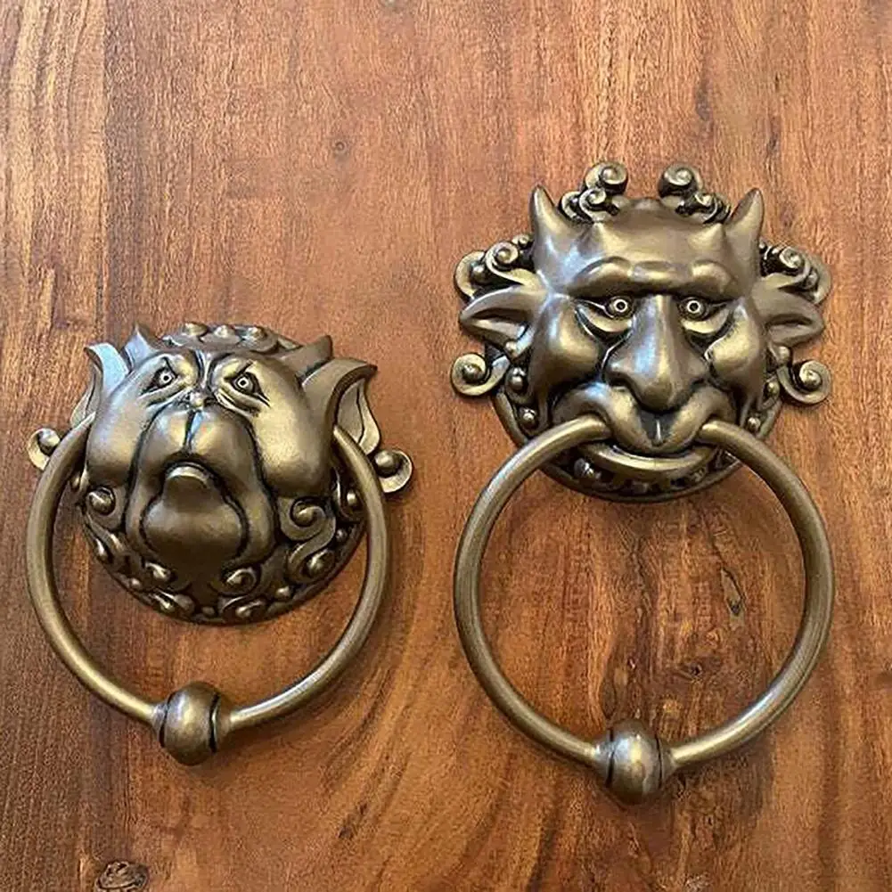 Durable Door Knocker Decorative Practical Large Figurine Classics Gate Knocker