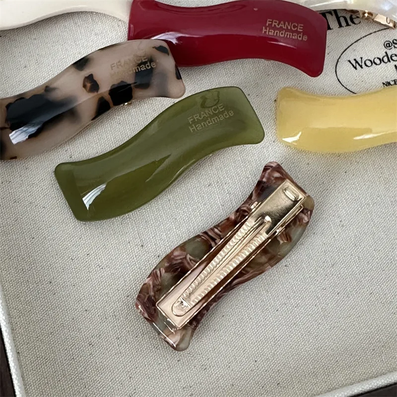 Woman Small Size Exquisite Version Gold Label Wave Acetate Barrettes Trendy Hair Claws Lady Side Clips Girls Hair Accessories