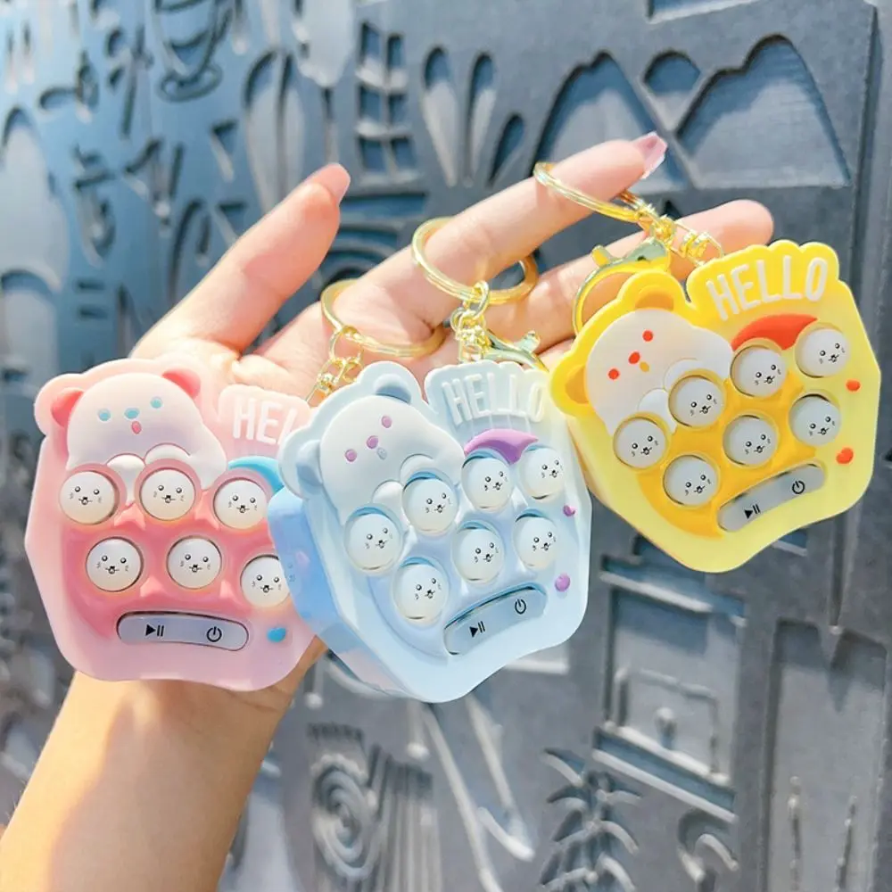 

Retro Mini Whack-a-mole Game Console With Keychain Nostalgic Mini Console Keychain Handheld Hand-in-Hand Handheld Game Keychain