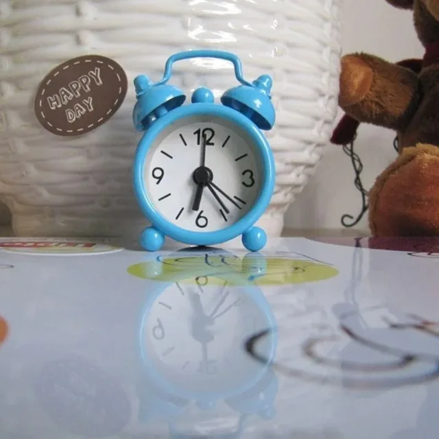 Mini sveglia in metallo da 40 mm, portatile, per la casa, all'aperto, adorabile orologio da cartone animato, regalo retrò per bambini, amici, sveglia in metallo 6