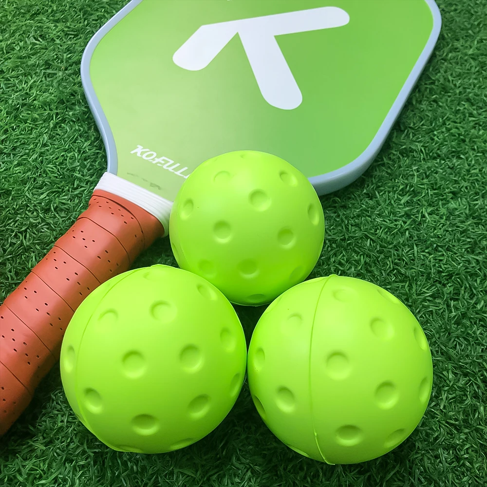PIKKOFUN Silent Pickleball Bälle - Leise Schaumstoffbälle 3er Pack