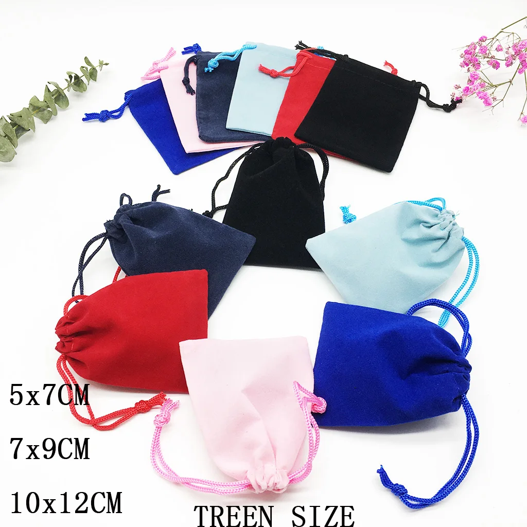 10pcs / Lot Velvet Black  Red 3 Sizes Jewelry Gift Bags Christmas Brace Strap Pouches Wholesale10*12cm 7*9cm 5*7cm Blue Pink