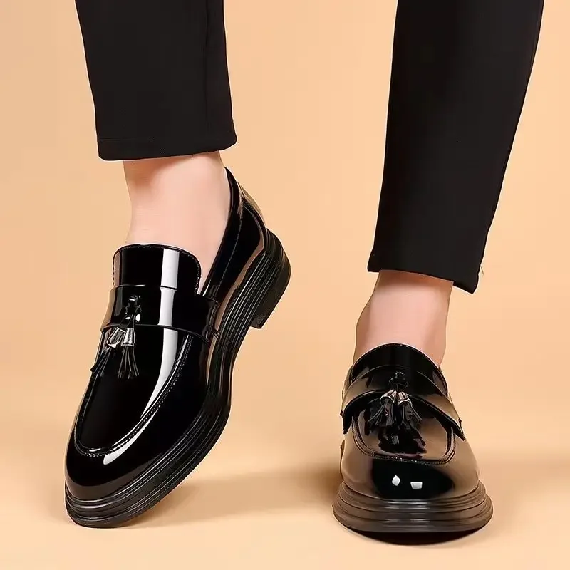 ♡ サイコロ ♡ que shoes plain ブラック　　ssサイズ Athens_Black_Black_3QTR_2048.