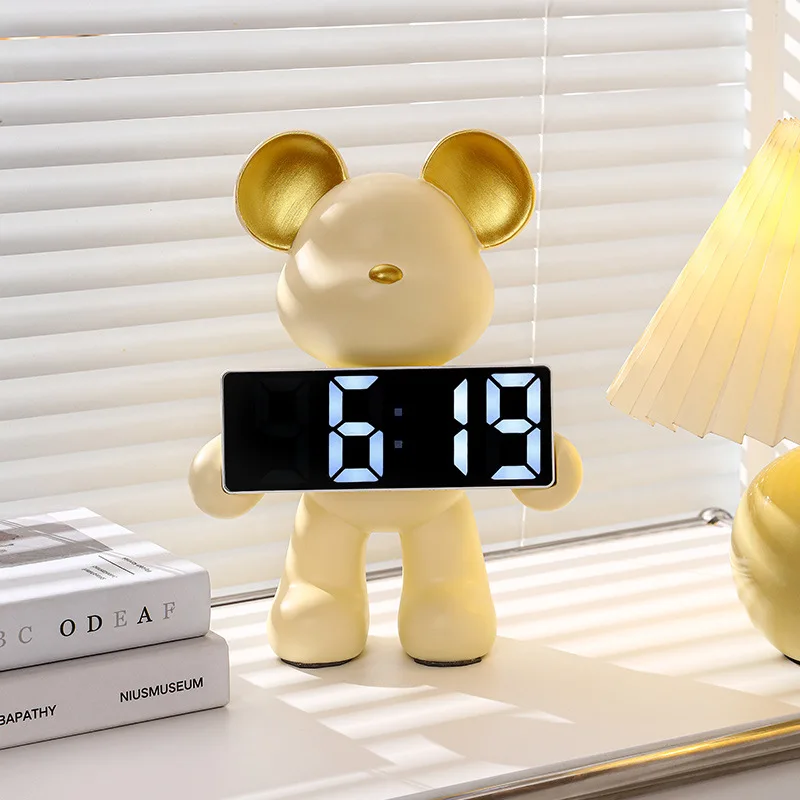 Violent Bear clock decoration creative decorations living room bedroom wine cabinet office desk desktop decoration