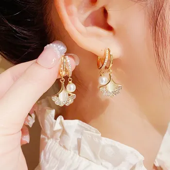 925 Silver Needle Korean Fashion Crystal Ginkgo Leaf Earrings For Women Jewelry 2025 Trending Luxury Pearl Opal Drop Earrings