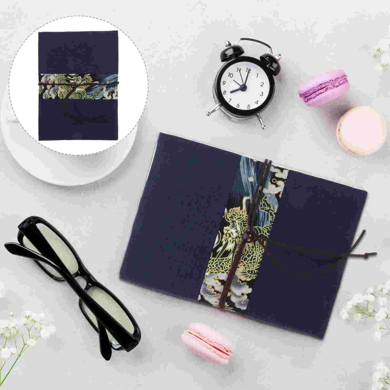 

Fabric Book Cover Bookshel Delicate Protector Stylish Sleeve Decorate Adjustable Cloth Hand-made
