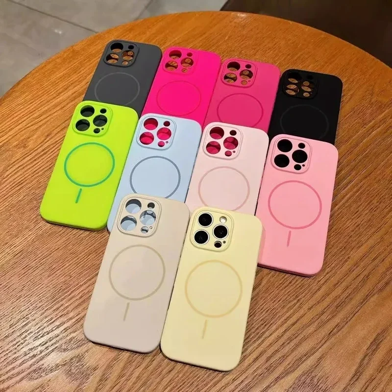 Luxury MagSafe Wireless Charging Liquid Silicone Phone Case with Magnetic Bumper Cover