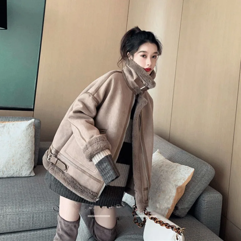2023 New Leather and Fur Integrated Short Coat Women Winter Top High End Versatile Casual Loose Thickened Warm Fur Large Coat