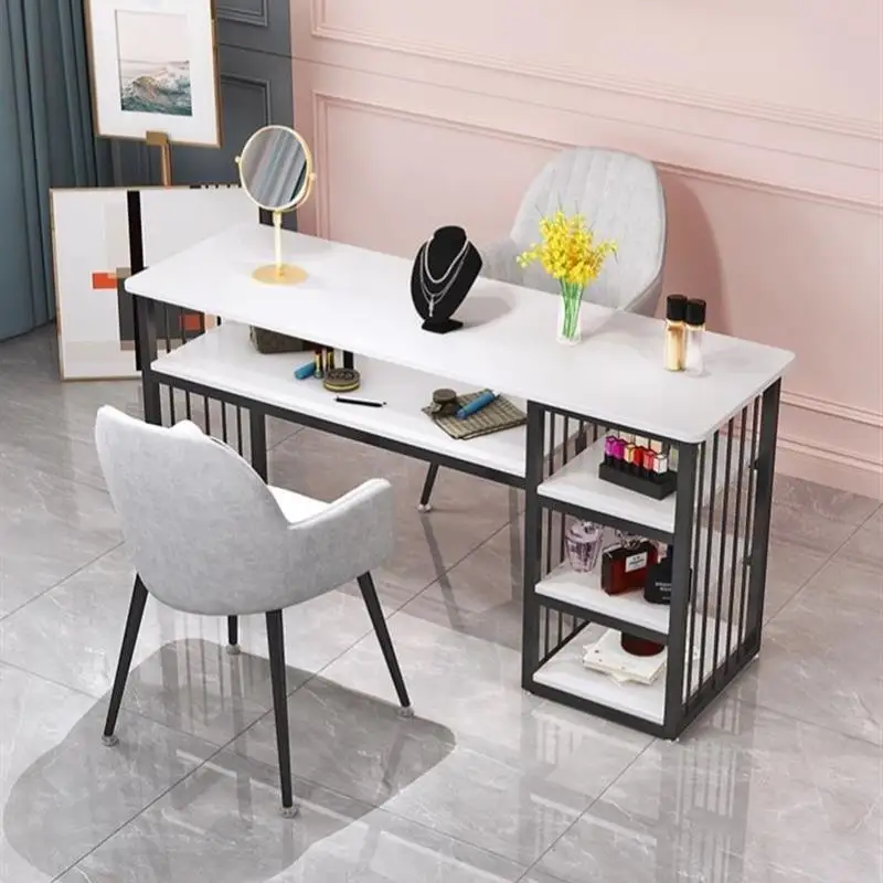 Рисунок 2 - Профессиональный Стол для дизайна ногтей