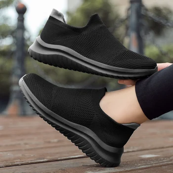 Unisex Men Women Casual Shoes Soft Sole Slip-On Sneakers Men Women Running Shoes Women Lightweight Loafers Walking Male Footwear
