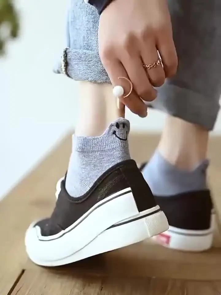 5 paia di calzini da donna con motivo floreale carino retrò preppy alla caviglia alta calzini in cotone per ragazze divertenti calzini da donna