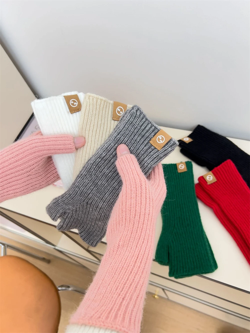 Women's Solid Color Knitted Warm Gloves Simple Outdoor Riding Half Finger Stretch Gloves Touch Screen Open Finger Winter Mittens