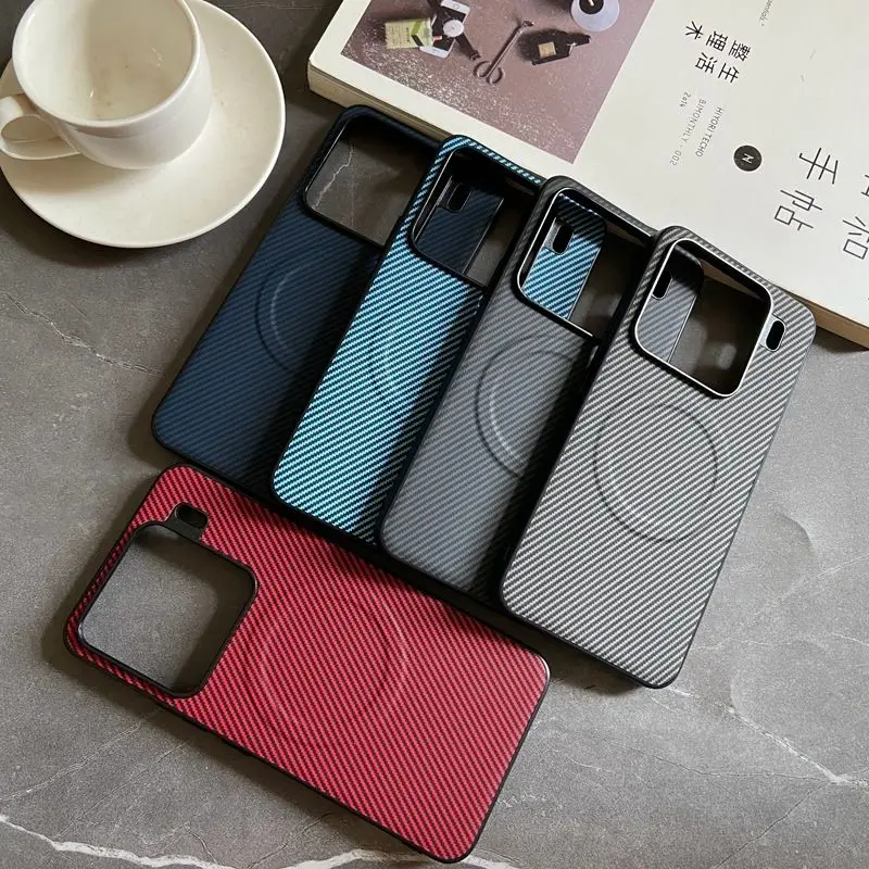 Carbon Fiber Design Magnetic Protective Silicone Back Cover Case