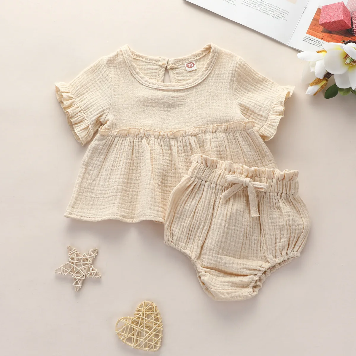 

2pcs Summer Baby Girls Clothes Sets 0-2 Years Solid Color Ruffled Short Sleeve T-shirts Tops+Shorts Girl Clothing Set