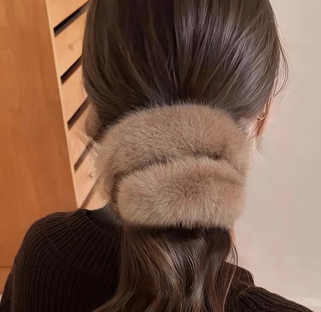 1PC Fuzzy Fur Scrunchies, Multi-Color Soft Fluffy Hair Ties, Elegant Hair Accessories For Women, Multiple Styles Elastic Hair