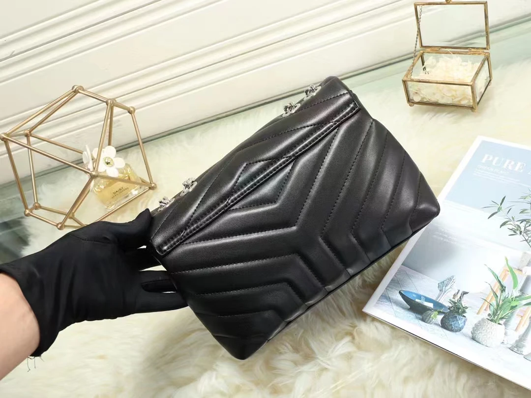 

YS 2024 New Women's Postman Bag Leisure Fashion Versatile Lingge Chain