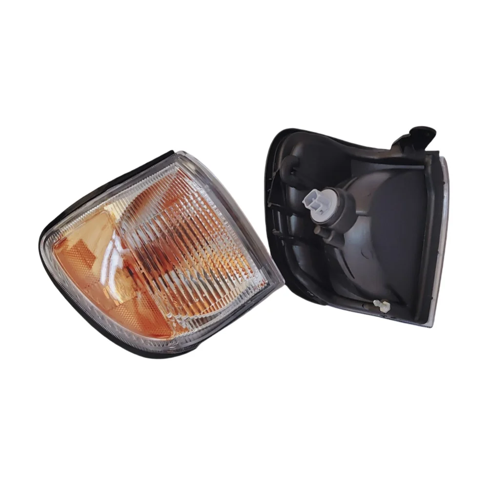 2 Pcs Car Front Corner Light For Nissan Terrano R50 Reguius