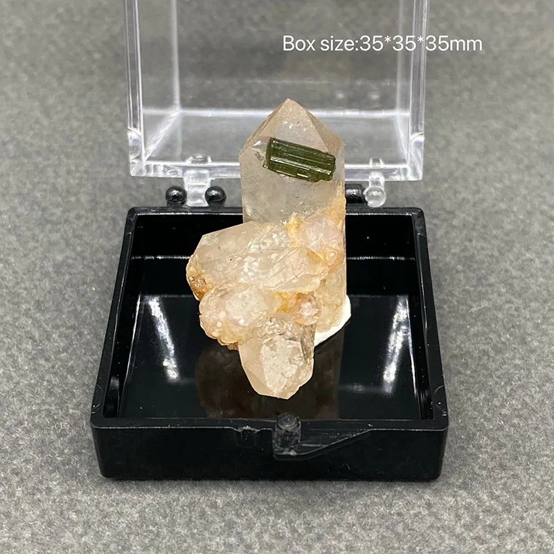 100%  Natural Green tourmaline Mineral Specimens Stones and Crystals Healing Crystal   +Box size:35*35*35 mm