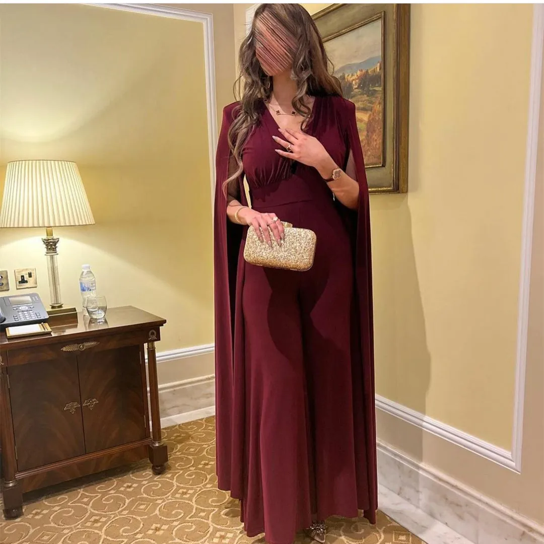 

Vintage Long Chiffon Burgundy Evening Dresses With Cape Muslim فساتين السهرة A-Line Pleated Floor Length Prom Dress for Women