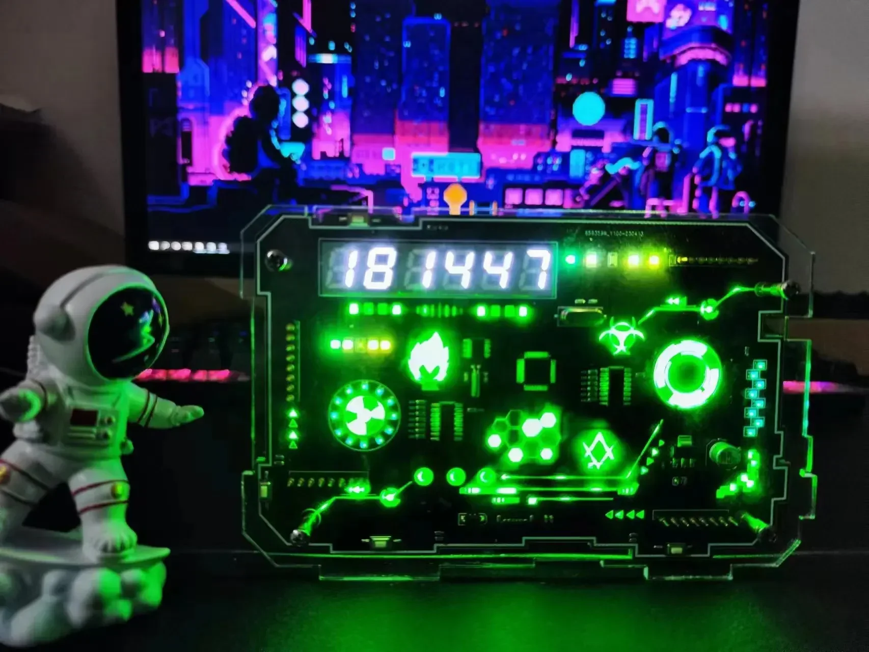 New Game Atmosphere Room Art and Technology Sense Handmade RGB Desktop Clock Decoration Accessories Gift desktop clock