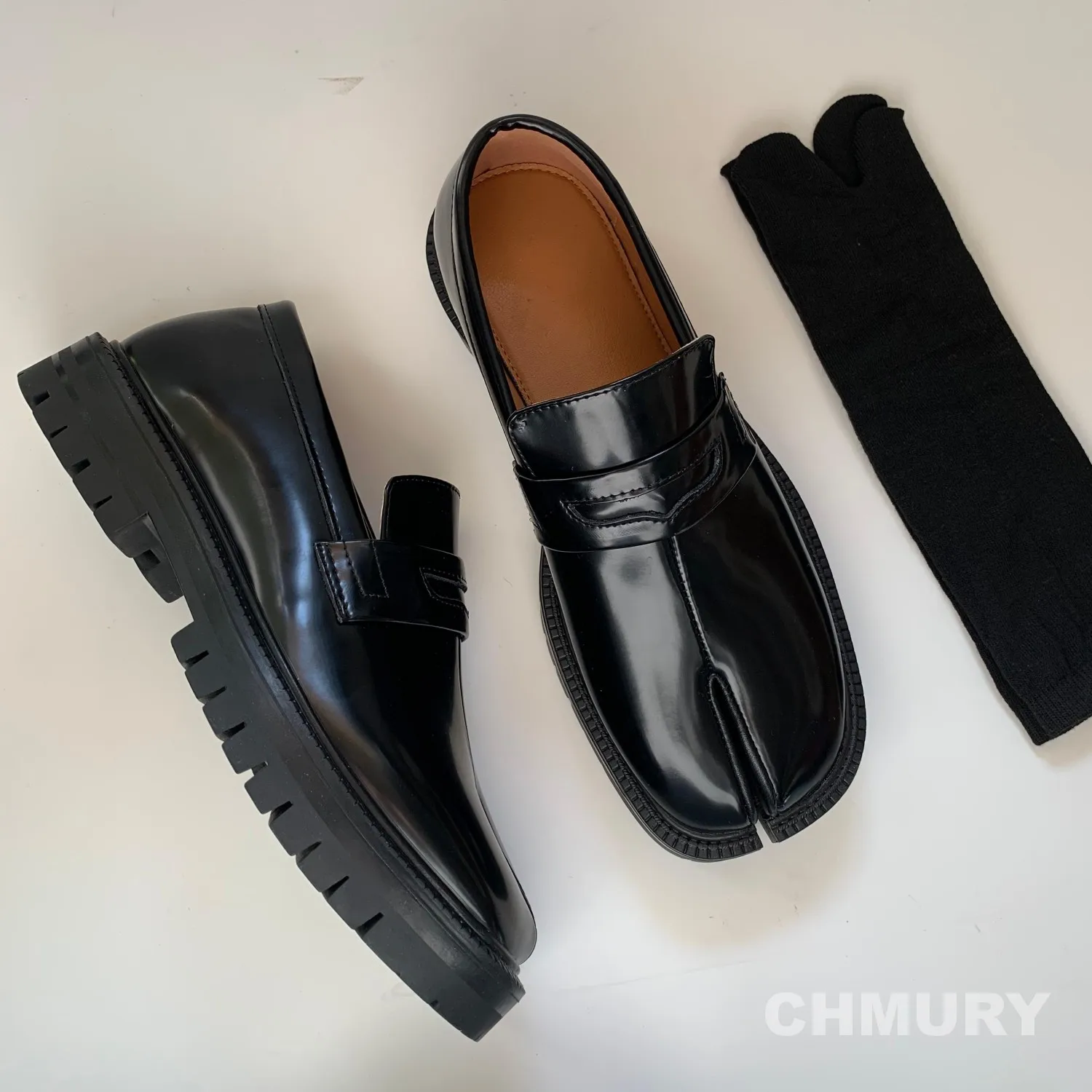 Tabi Shoes Loafer Split Toe Thick Sole Casual Patent Leather For Men and Women women shoes split toe shoes